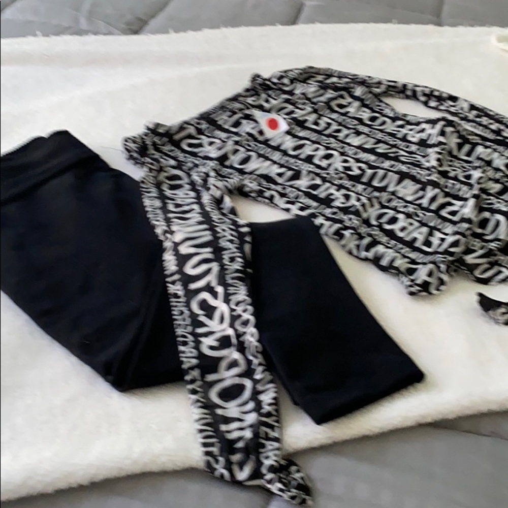 B/W Body Shirt With StretchBlack spandex